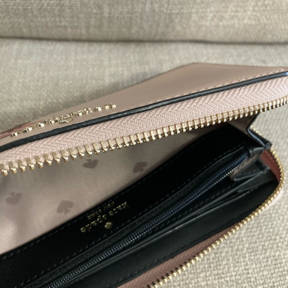 Kate Spade Pink and Black Wallet with Minnie Mouse Design - Picture 5 of 6